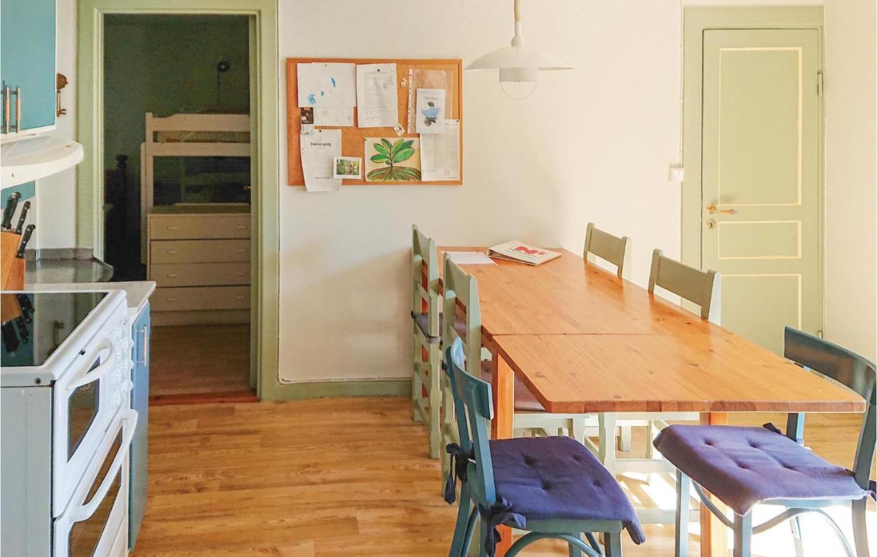 3 Bedroom Gorgeous Home In Broakulla エクステリア 写真